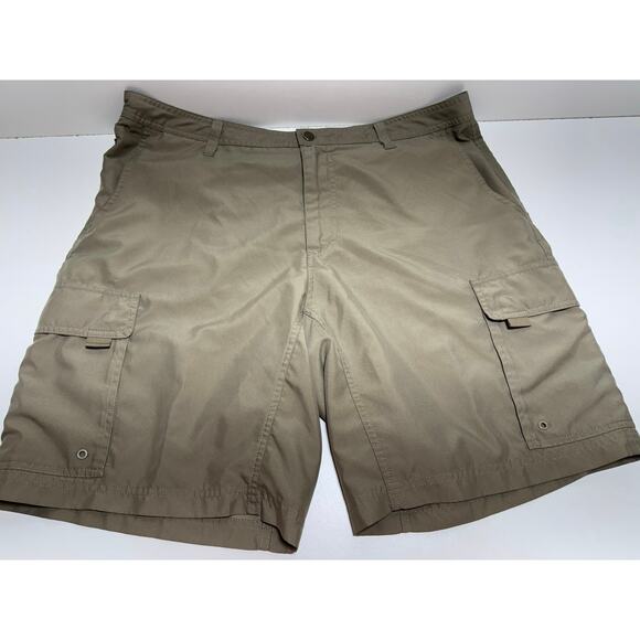 Magellan Outdoors Men’s Fishing Cargo Shorts Khaki Sz 38 Beach - Picture 1 of 5